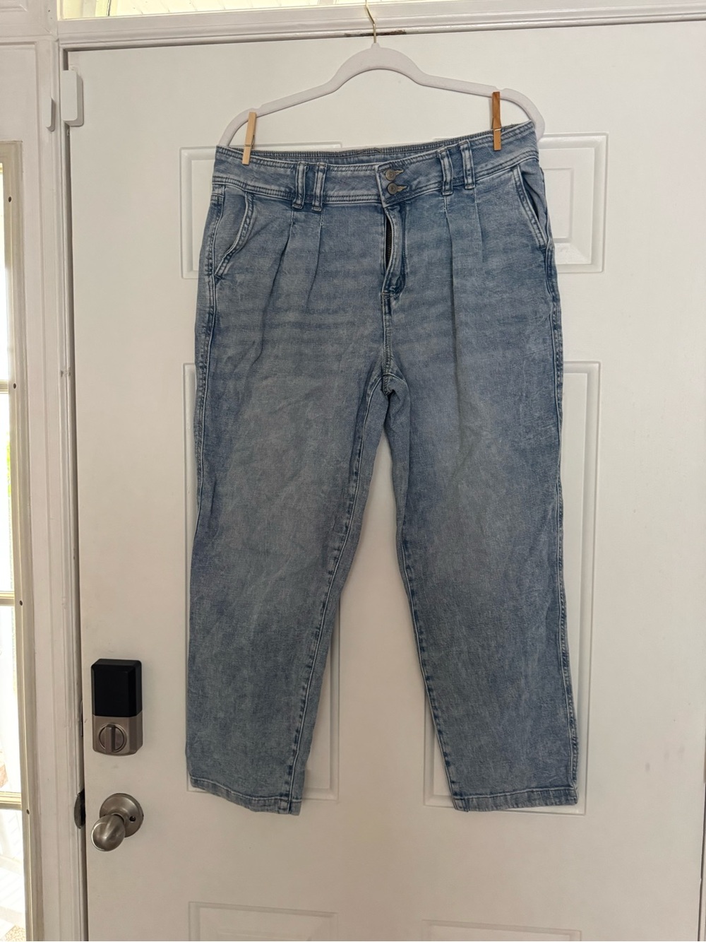 Sonoma Light Blue Washed Relaxed Jeans